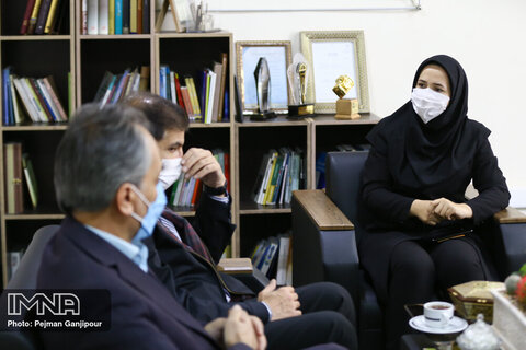 بازدید مدیرکل حفاظت محیط زیست اصفهان از خبرگزاری ایمنا