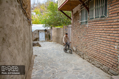 Discover cozy Hamedan's Silvar village 