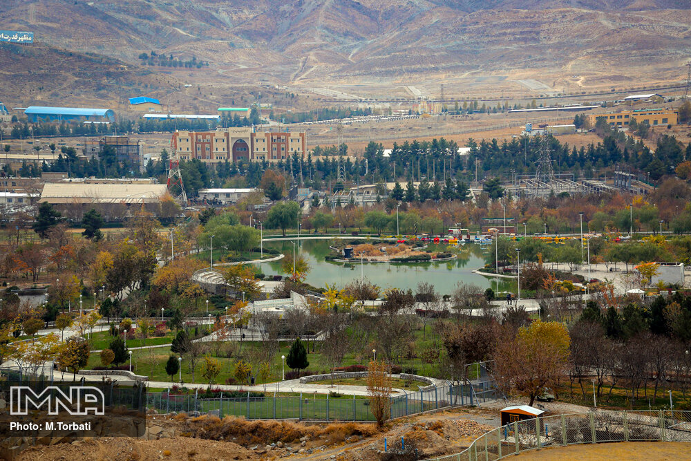 اعاده به وضع سابق ۸۱ دستگاه باغ ویلا و اراضی محصور شده در مشهد