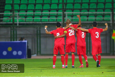  فولاد به دنبال نخستین پیروزی مقابل تیم‌های قطری+جدول