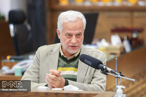 شهردار اصفهان: خود را موظف به پاسخگویی ‌به دغدغه‌های معلولان می‌دانم