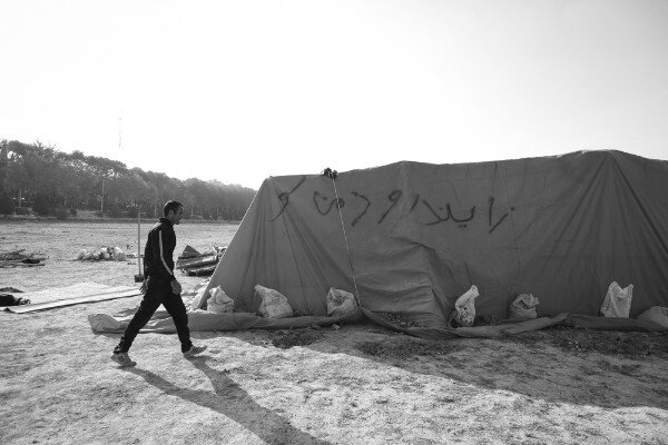 چادر کشاورزان از بستر زاینده رود برچیده شد+فیلم