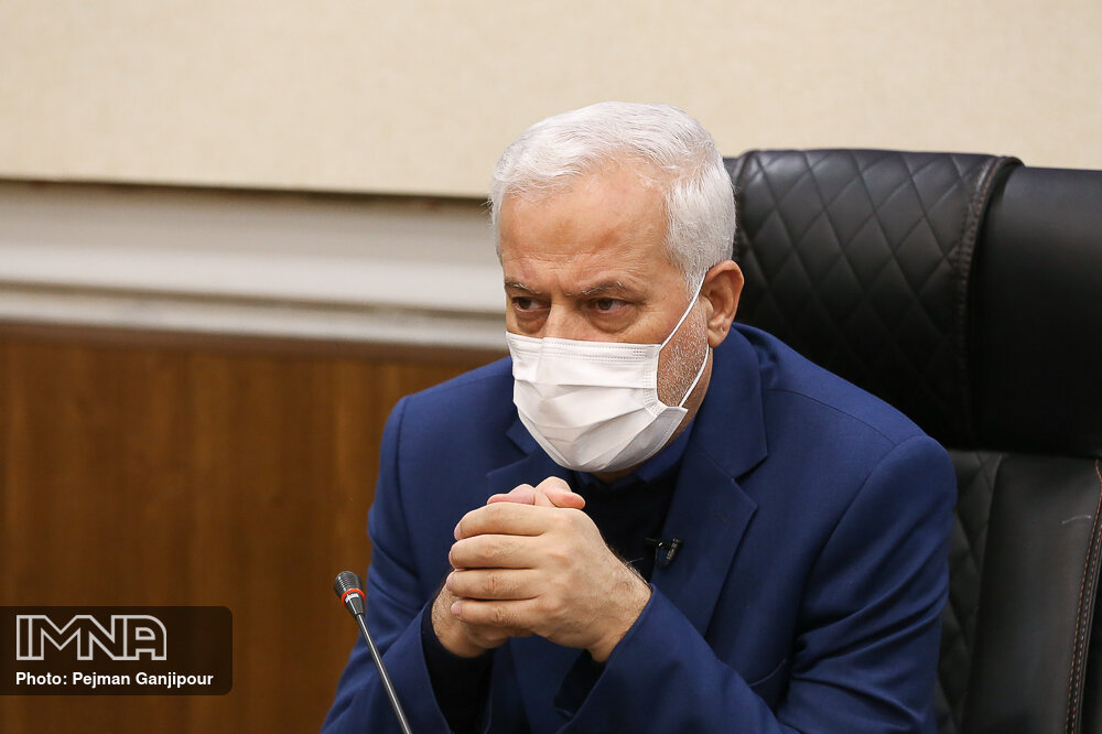 انگشت اتهام آلودگی هوای اصفهان تنها به سوی شهرداری نباشد