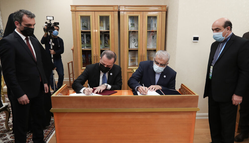 امضای قرار سه جانبه سوآپ گاز بین ایران، ترکمنستان و آذربایجان از خاک کشورمان