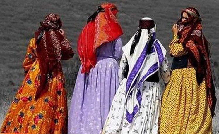 ضرورت استفاده از لباس‌ سنتی در میان اقوام ایرانی