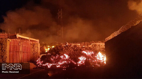 فوران گدازه های آتشفشانی از کوه نیراگونگو و جاری شدن آن در شهر گومای کنگو