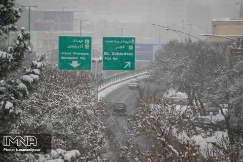 پیش‌بینی بارش باران، برف و کاهش محسوس دما از روز جمعه در تبریز
