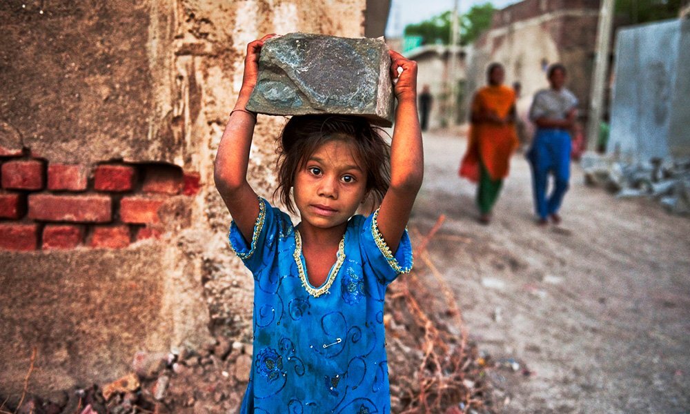 روز جهانی مبارزه با کار کودکان ۱۴۰۳+ تاریخچه، شعار و پوستر  World Day Against Child Labor