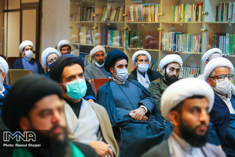 همایش سخنرانان گفتمان‌ساز جمعیت استان اصفهان
