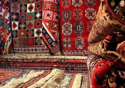 نمایش ۴٠ تخته فرش‌ اصیل ایرانی در موزه فرش ایران 