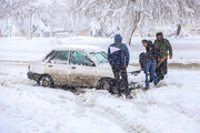 بارش برف و باران در محورهای غرب و شمال اصفهان/لزوم همراه داشتن تجهیزات زمستانی