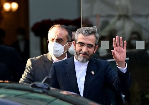 مذاکره‌کننده ارشد ایران در مذاکرات هسته‌ای عازم وین شد