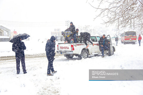 هشدار بارش سنگین برف و انسداد محورهای مواصلاتی در ۴ استان
