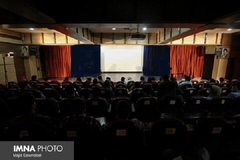 مشروح برنامه‌های «شب‌های سینمای آزاد اصفهان»