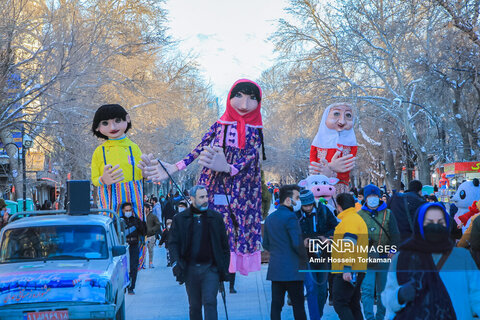 Isfahan's streets came alive with parade of cartoon characters
