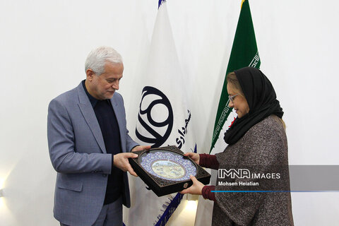 دیدار سفیر رومانی با شهردار اصفهان
