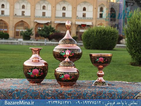 بهترین هدایای تبلیغاتی میناکاری اصفهان در فروشگاه صنایع دستی بازار مینا