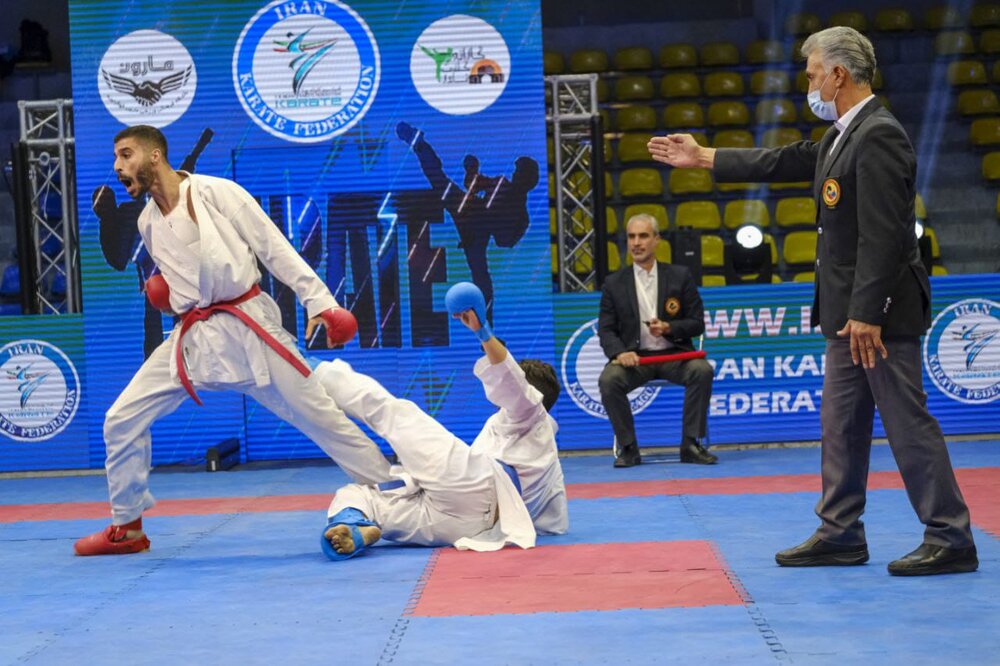 برگزاری مسابقات کاراته قهرمانی کشور با همکاری شهرداری اراک
