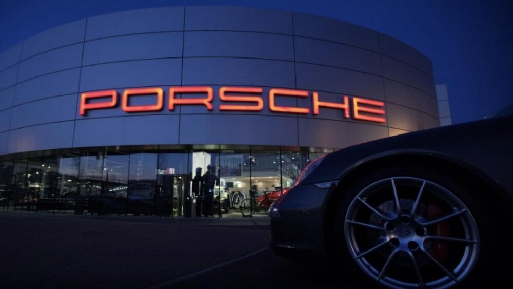 Porsche؛ از همکاری در جنگ تا گران‌ترین خودروهای جهان