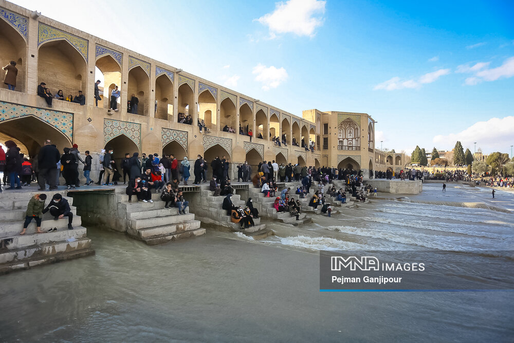 تنفس مصنوعی زاینده‌رود به اصفهان
