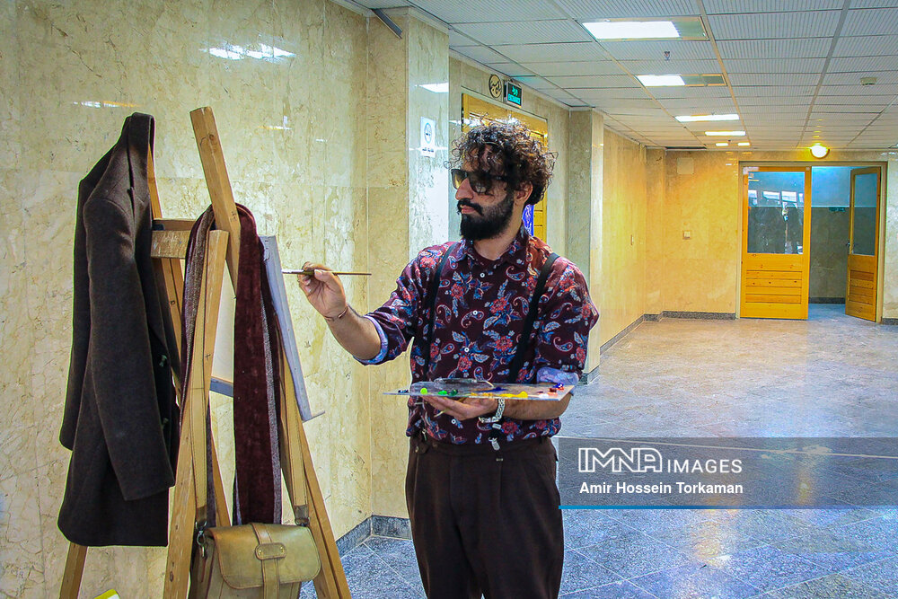 افتتاحیه چهاردهمین جشنواره سراسری هنرهای تجسمی فجر در همدان‎