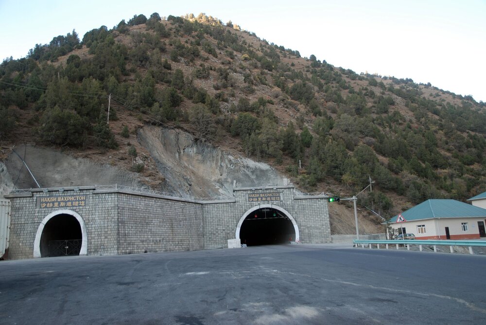 تکمیل تونل گورمیزه، مسیر شهرکرد به خوزستان را کوتاه می‌کند