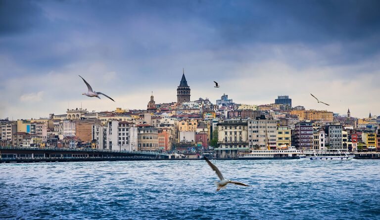 ۶ راهکار برای خرید تور استانبول ارزان از زبان کارشناسان لست سکند