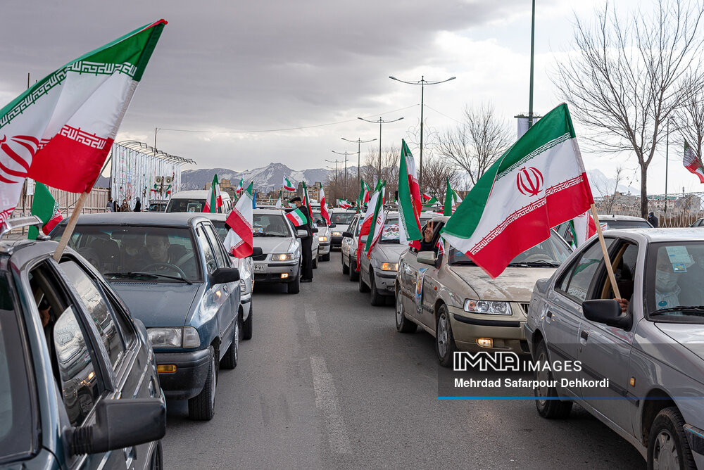 انقلاب اسلامی با شعار حمایت از مستضعفان بنا نهاده شد