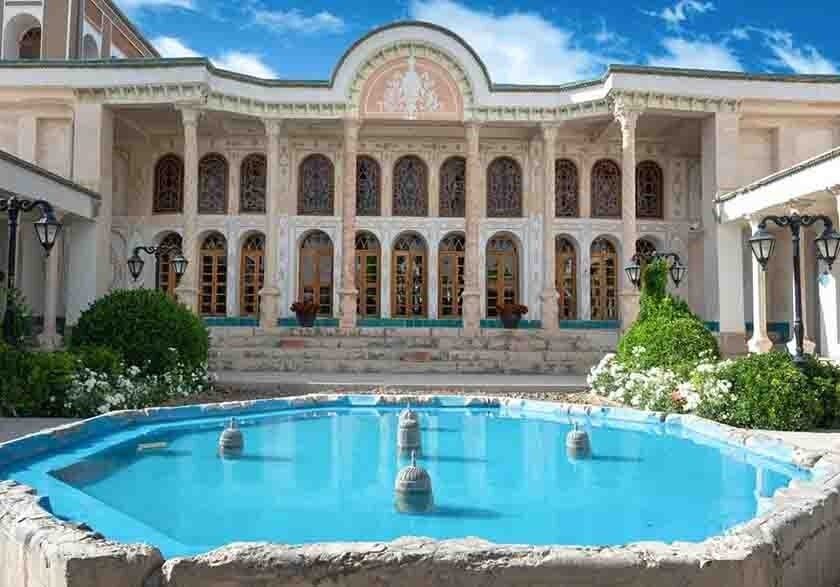شاهکار معماری قاجار در قلب خمینی‌شهر