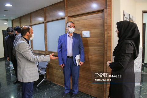 بازدید مدیر منطقه ۱۳ از خبرگزاری ایمنا