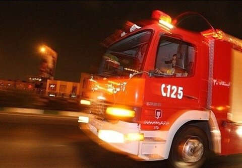 مرگ راننده تریلی در تصادف با ترانس برق در شیراز
