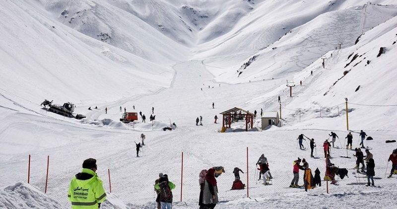 پیست اسکی شیرباد تفریحات هیجان انگیز در بهترین پیست اسکی شرق کشور