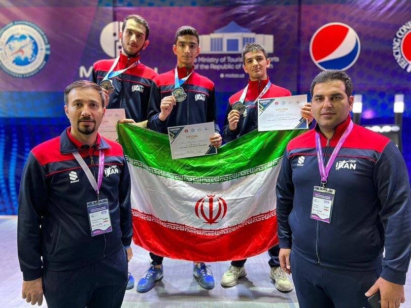 نایب‌قهرمانی تیمی نوجوانان شمشیرباز ایران
