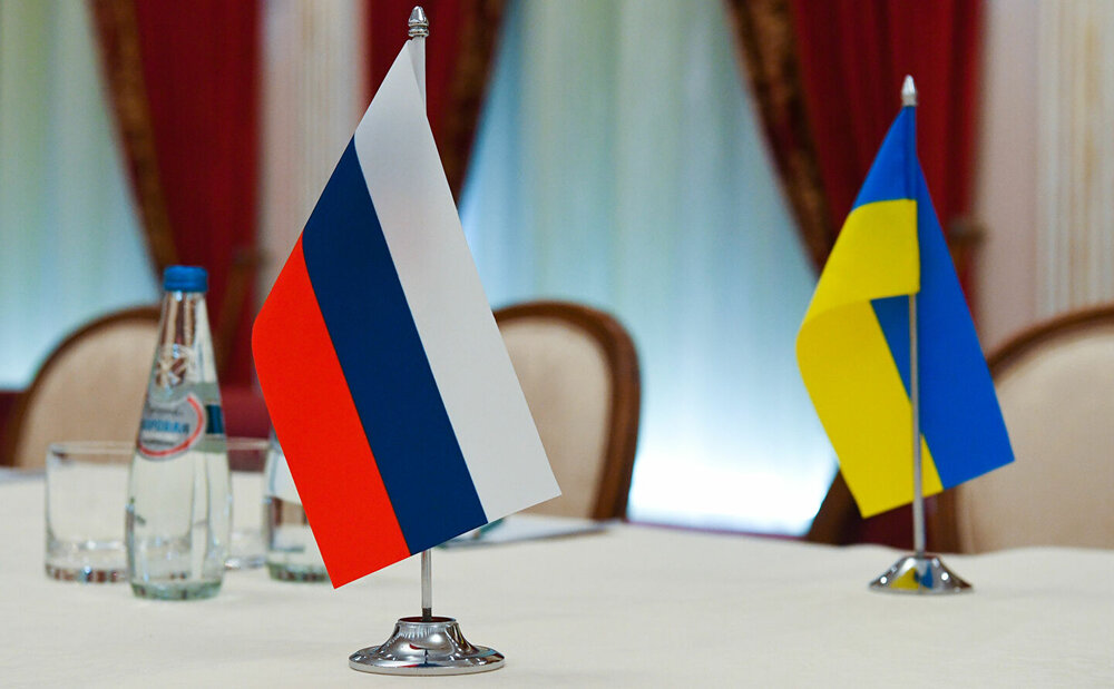 ورود وزرای خارجه اوکراین و روسیه به آنتالیا برای مذاکرات صلح