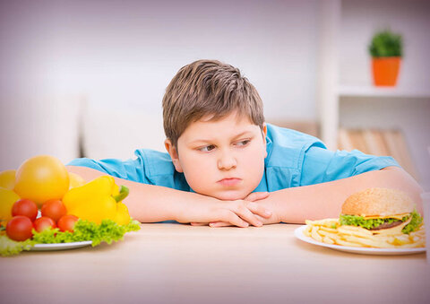 آژیر خطر چاقی در کودکان و نوجوانان/ اضافه وزن، زمینه‌ساز ابتلا به بیماری‌های عفونی