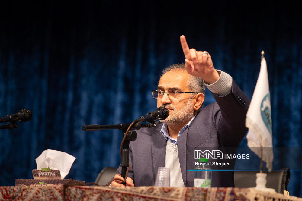 حسینی: جانفشانی آرمان عزیز را در دفاع از امنیت فراموش نخواهیم کرد