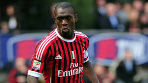 سیدورف در مسیر ایران / بیوگرافی، افتخارات و حضور در استقلال