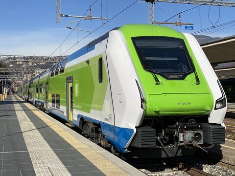 ایتالیا میزبان نخستین قطارهای هیبریدی