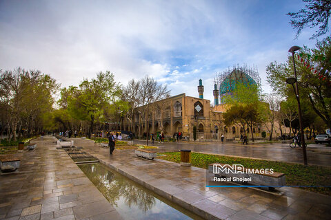 پیش‌بینی وزش باد همراه با گردوخاک در اصفهان