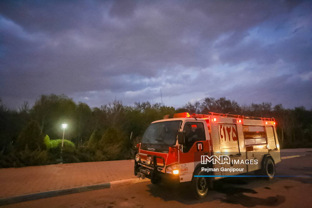 آماده‌باش آتش‌نشانی اصفهان و کیش در آستانه چهارشنبه سوری