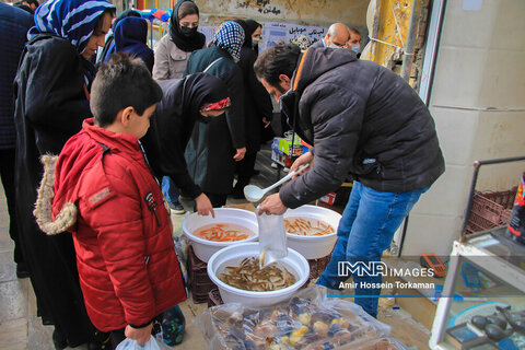 خرید شب عید در همدان