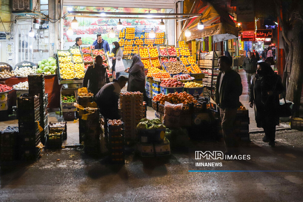 دولت بازار شب عید را به خوبی کنترل کرد