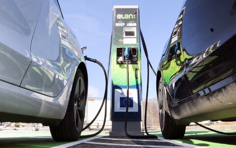 بهبود شارژ خودروهای الکتریکی در کاردیف