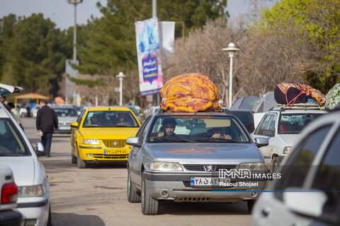 سومین روز بهار در باغ فدک