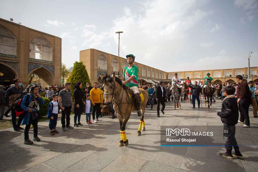 رضایت گردشگران از اقامت در اصفهان