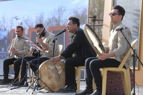 استقبال گرم شهروندان و گردشگران از جشن‌های نوروزی ناژوان