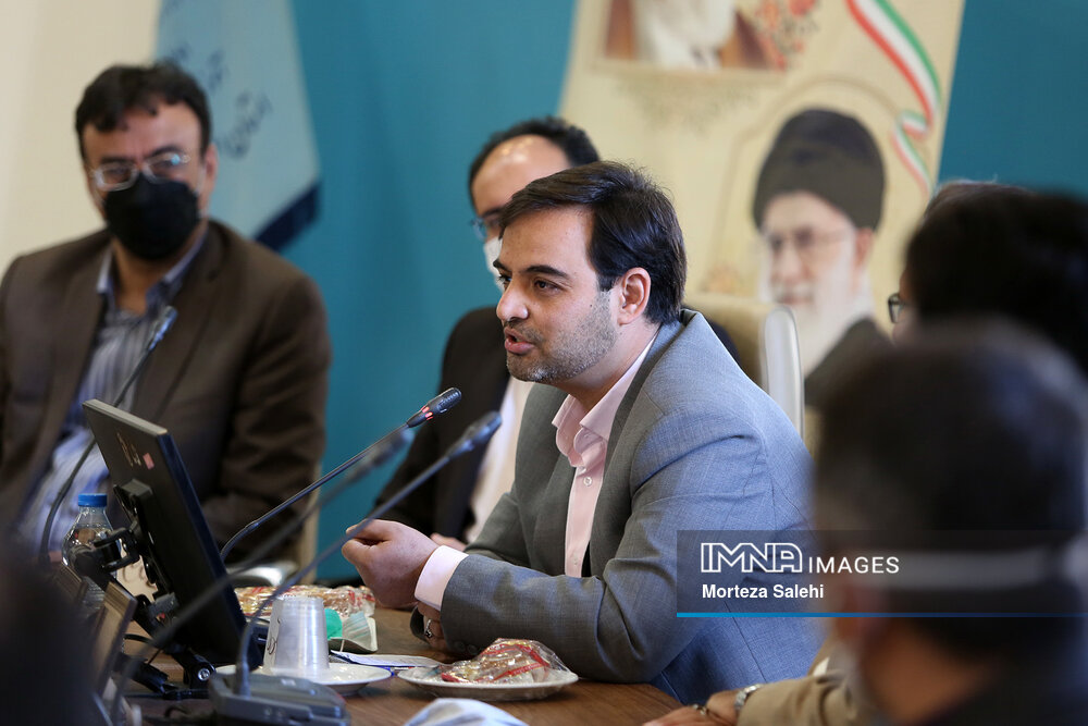 معرک‌نژاد: اصفهان همچنان آماده پذیرش مسافران نوروزی است