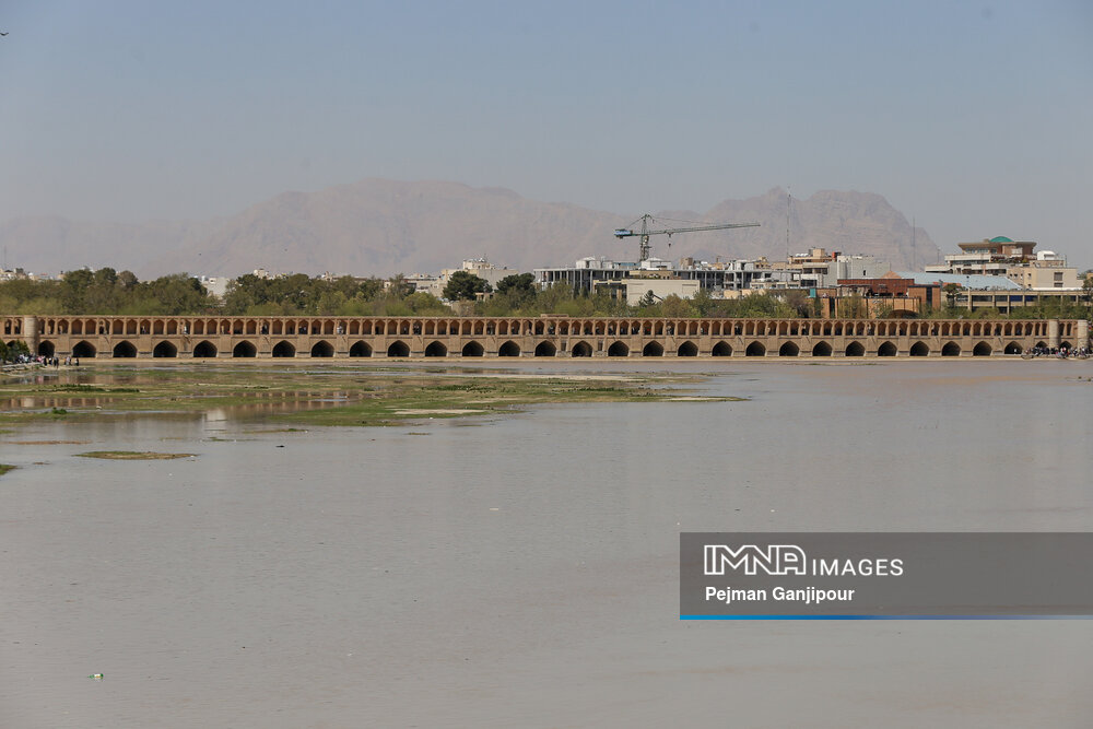 استقرار وضعیت جوی پایدار تا اواسط هفته آینده در اصفهان/ افزایش ۳ درجه‌ای دمای هوا