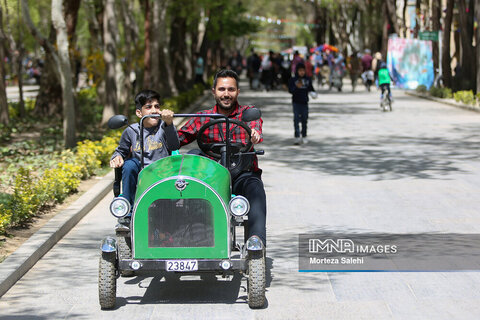 حال و هوای نوروزی چهارباغ