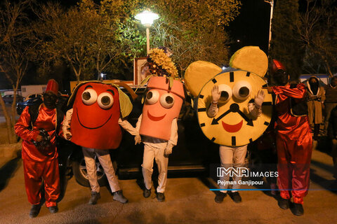 باغ فدک در هشتمین روز بهار